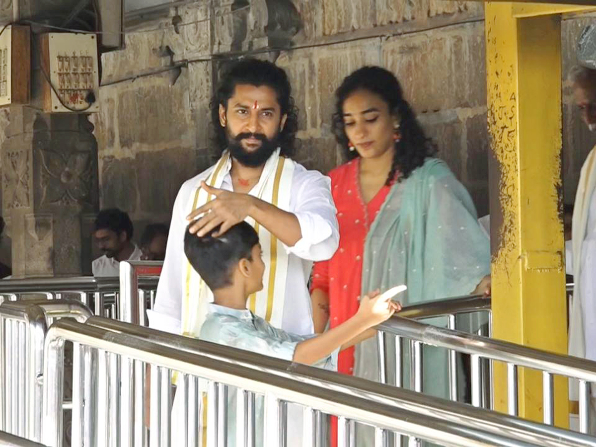 Actor Nani Visited Tirumala Sri Vari Temple13