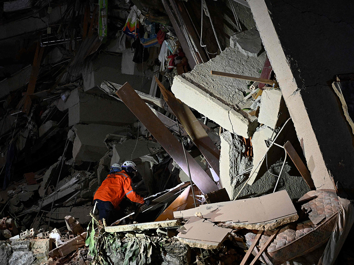 Earthquake in Caracas Aad Venezuela HD Photos12