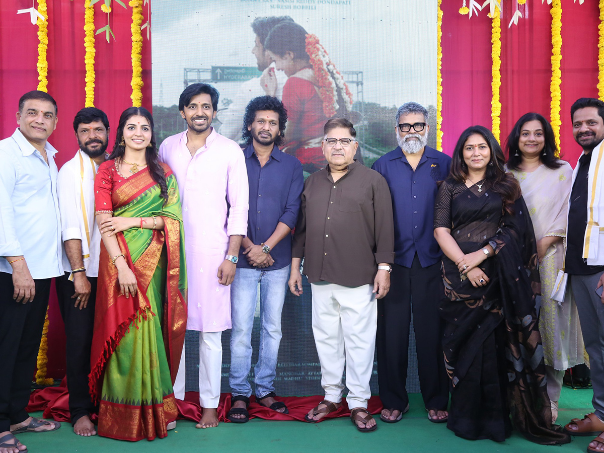 Idupu Kayitham Movie Grand Pooja Ceremony Photo Gallery 16