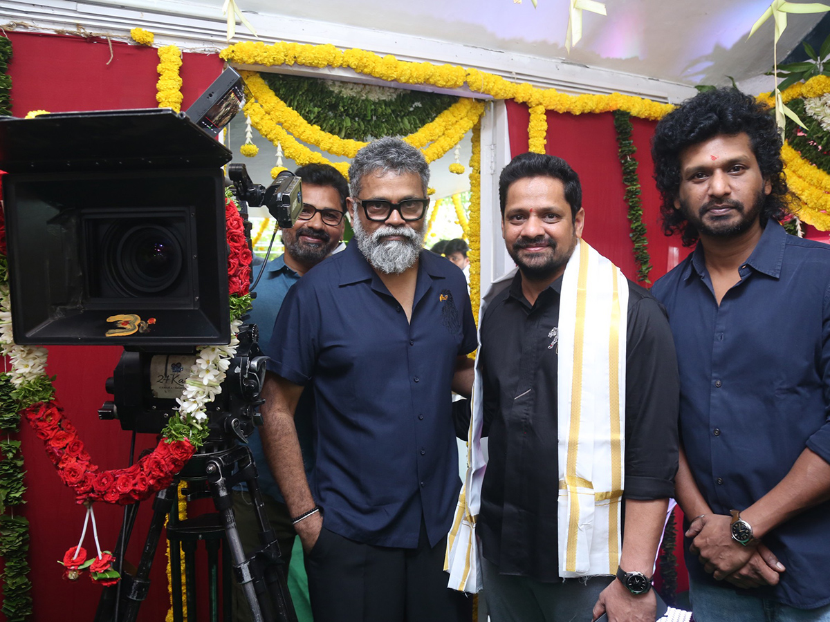 Idupu Kayitham Movie Grand Pooja Ceremony Photo Gallery 9