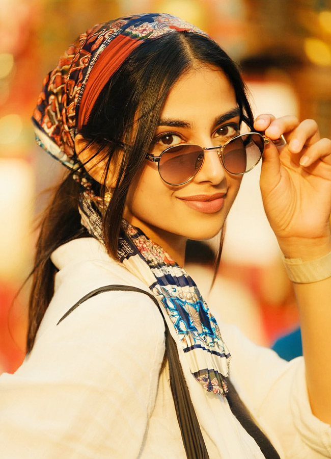 Meenakshi Chaudhary Enjoys Nature’s Embrace in Nepal: (Photos)2
