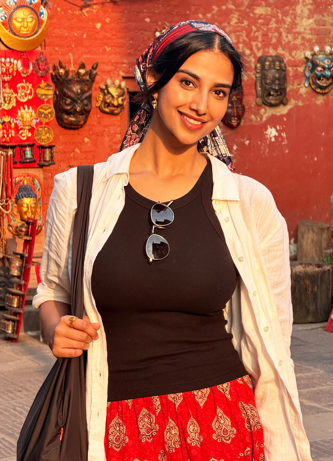 Meenakshi Chaudhary Enjoys Nature’s Embrace in Nepal: (Photos)4
