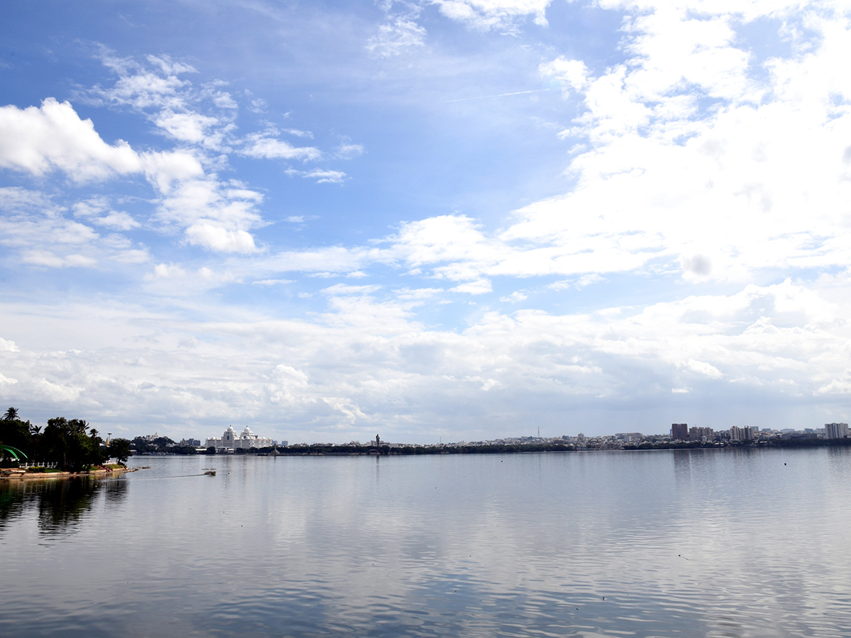Rain Season In Hussain Sagar Hyderabad8