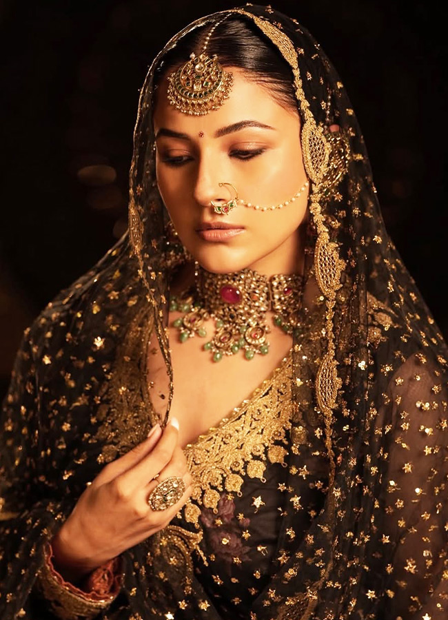Shehnaaz Gill served a royal glamour In golden Anarkali suit11