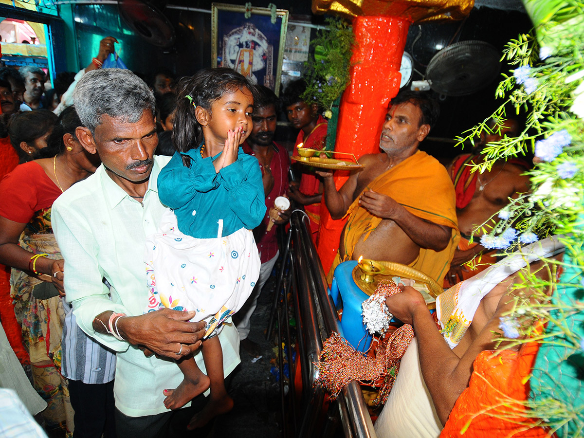 Gugudu Kullai Swamy Brahmotsavam 2026 HD Photos20