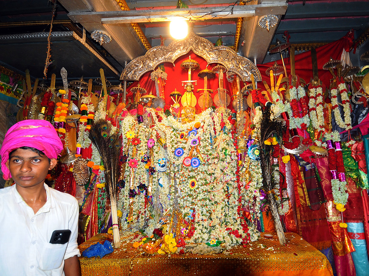 Gugudu Kullai Swamy Brahmotsavam 2026 HD Photos7