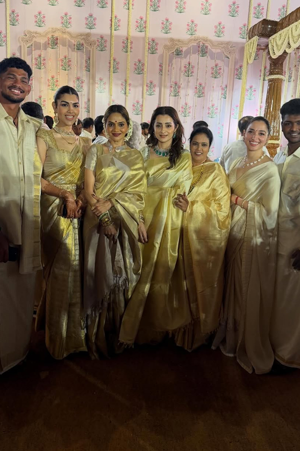 Khushbu Sundar Shares Daughter Wedding Photos6