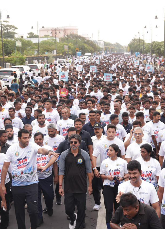 Tamil Nadu Chief Minister Joseph Vijay Launch of Start Run Stop Drugs10