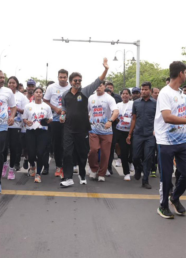 Tamil Nadu Chief Minister Joseph Vijay Launch of Start Run Stop Drugs3