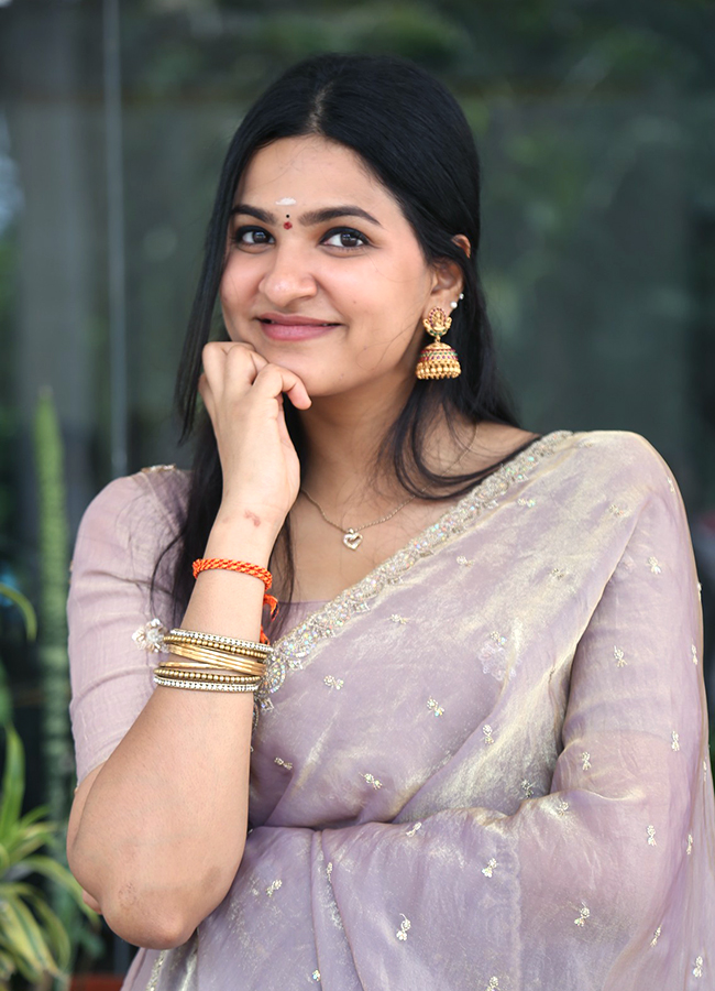 Tollywood Entry Divija Prabhakar Viral Photos13