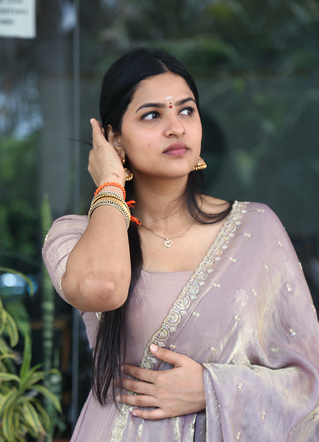 Tollywood Entry Divija Prabhakar Viral Photos6