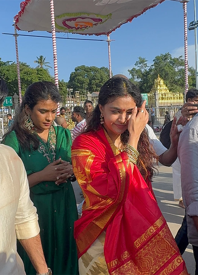 Keerthy Suresh Visits Tirumala Along With Her Husband Today: Photos13
