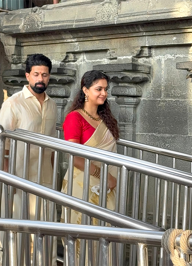Keerthy Suresh Visits Tirumala Along With Her Husband Today: Photos3