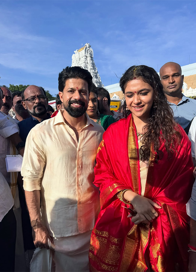 Keerthy Suresh Visits Tirumala Along With Her Husband Today: Photos8