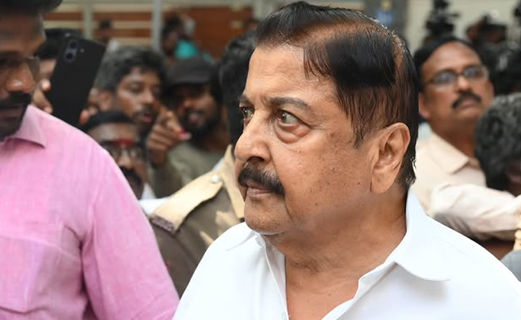 Kollywood Industry Pays Last Respects To Bhagyaraj Photos13