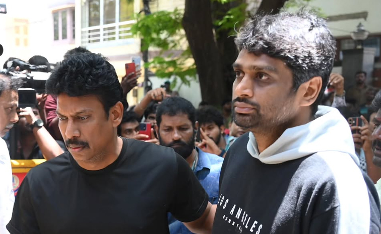 Kollywood Industry Pays Last Respects To Bhagyaraj Photos19