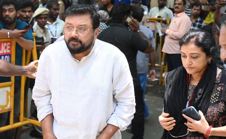 Kollywood Industry Pays Last Respects To Bhagyaraj Photos20
