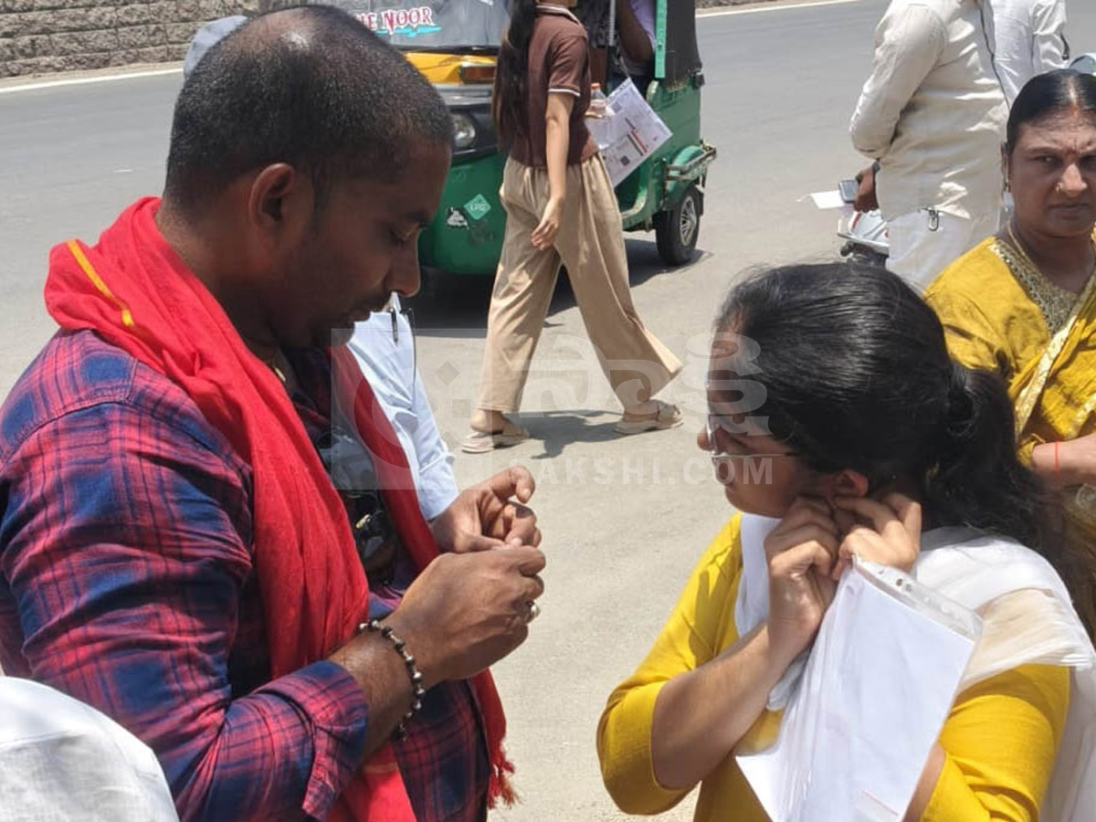 Best Photos of The Week in AP and Telangana Photo Gallery30
