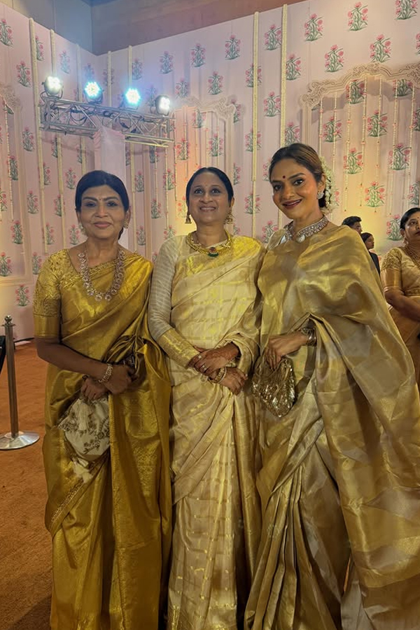 Khushbu Sundar Shares Beautiful Pictures From Her Daughter Wedding: Photos13