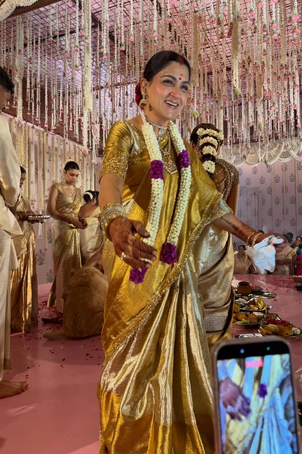 Khushbu Sundar Shares Beautiful Pictures From Her Daughter Wedding: Photos14