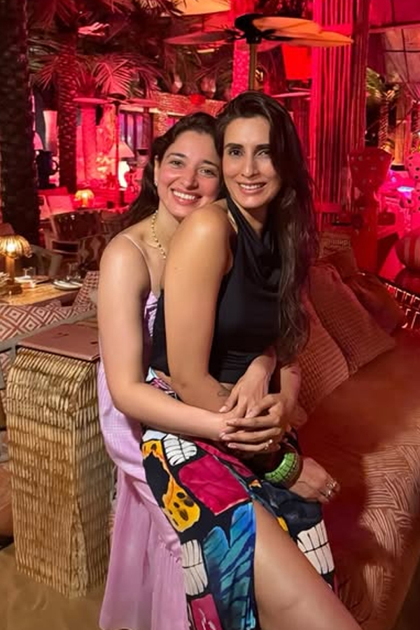 Actress Pragya Kapoor Birthday Bash Photos4