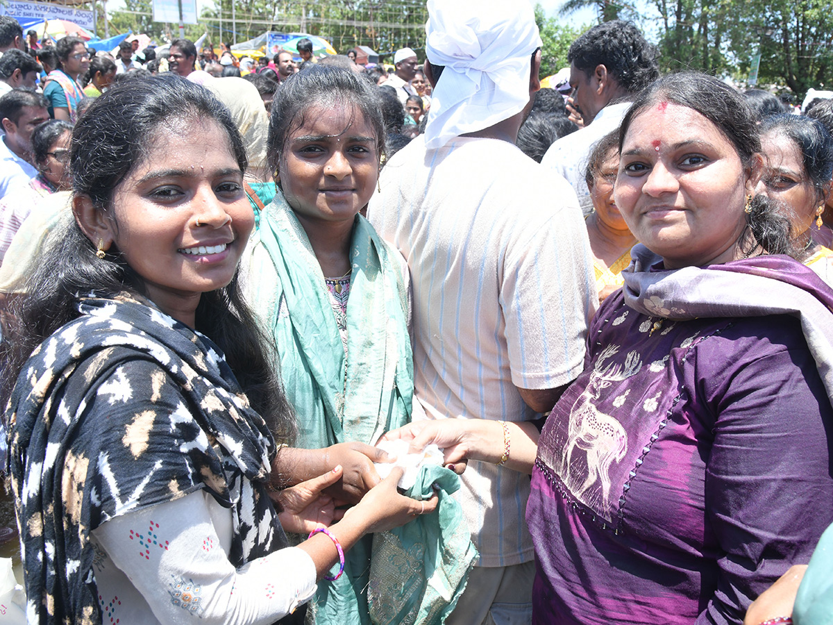 Bara Shaheed Dargah : Rottela Panduga in Nellore District14