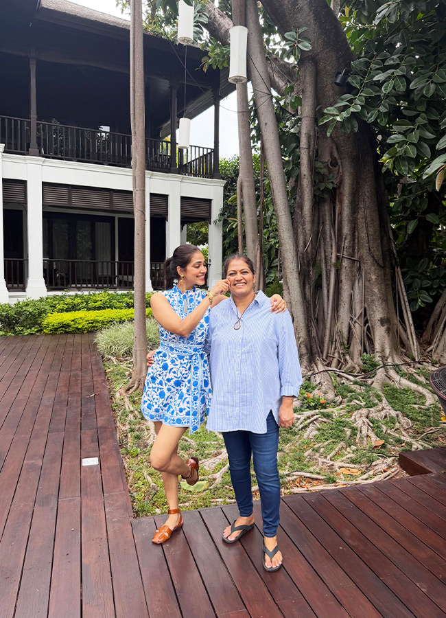 Have You Seen The Raja Saab Beauty Parents Photos16