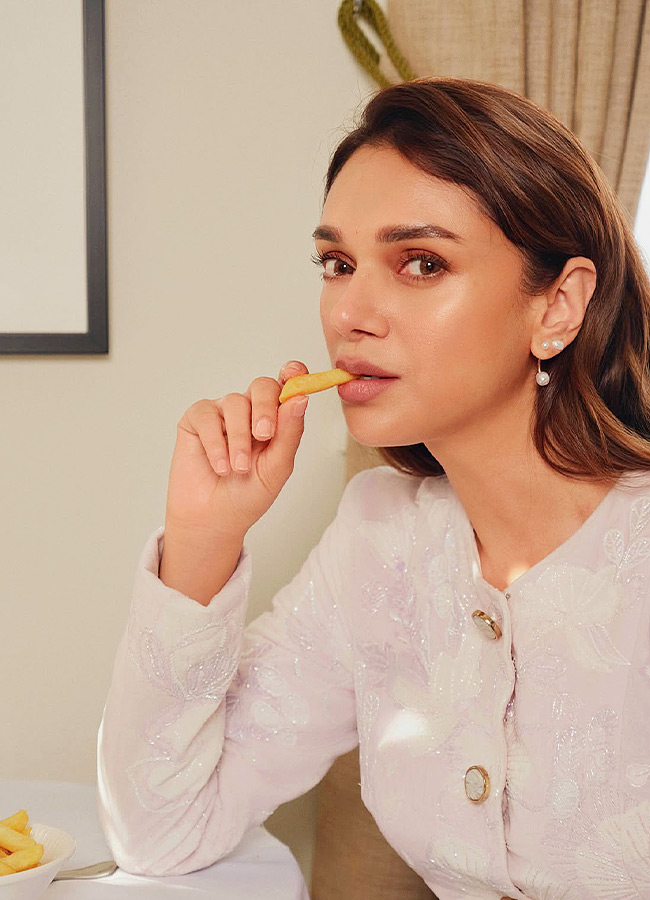 Aditi Rao Hydari Stunning Photos3
