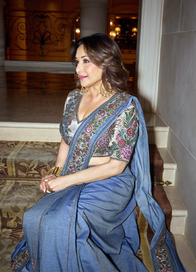 Madhuri Dixit wore embroidered denim saree look 7