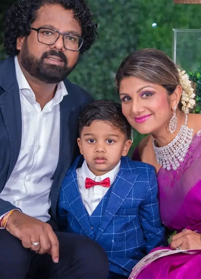 Actress Rambha Rare And Unseen Photos Viral4