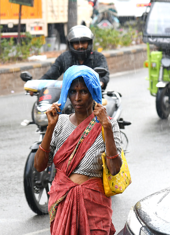 Heavy Rain in Hyderabad Today12