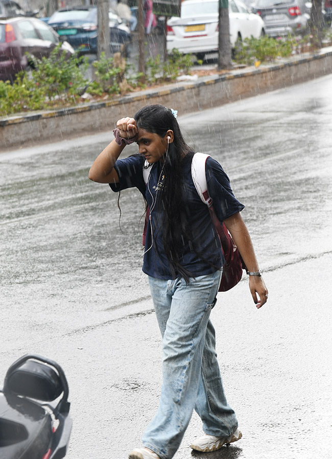Heavy Rain in Hyderabad Today14