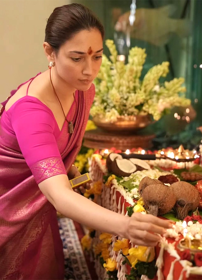 Tamannaah Bhatia Performs Linga Bhairavi Devi Punya Pooja At Her Residence3