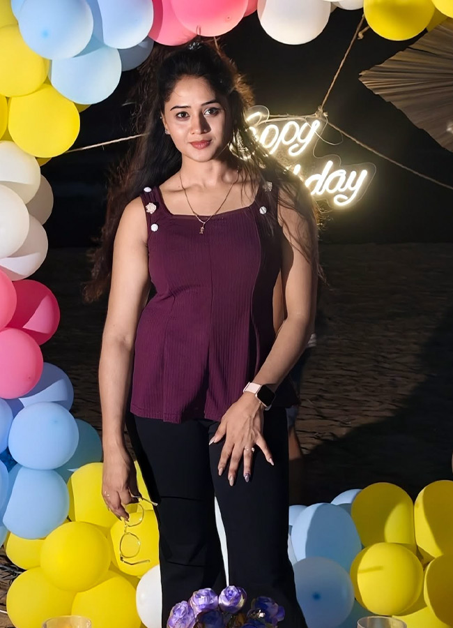 'Bigg Boss' keerthi bhat birthday celebrations photos15