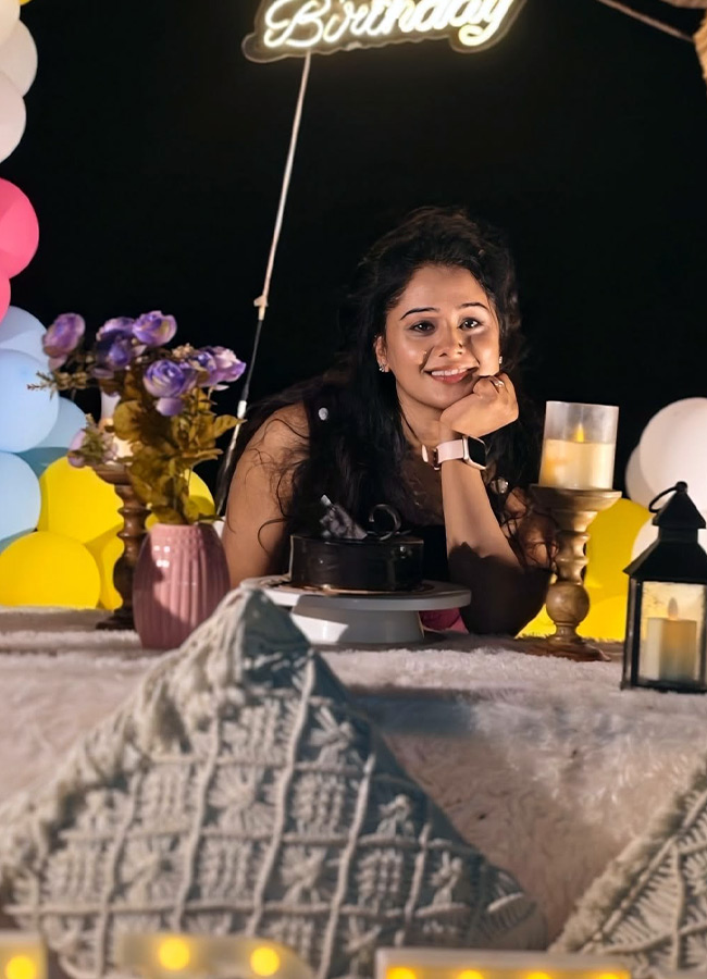 'Bigg Boss' keerthi bhat birthday celebrations photos7