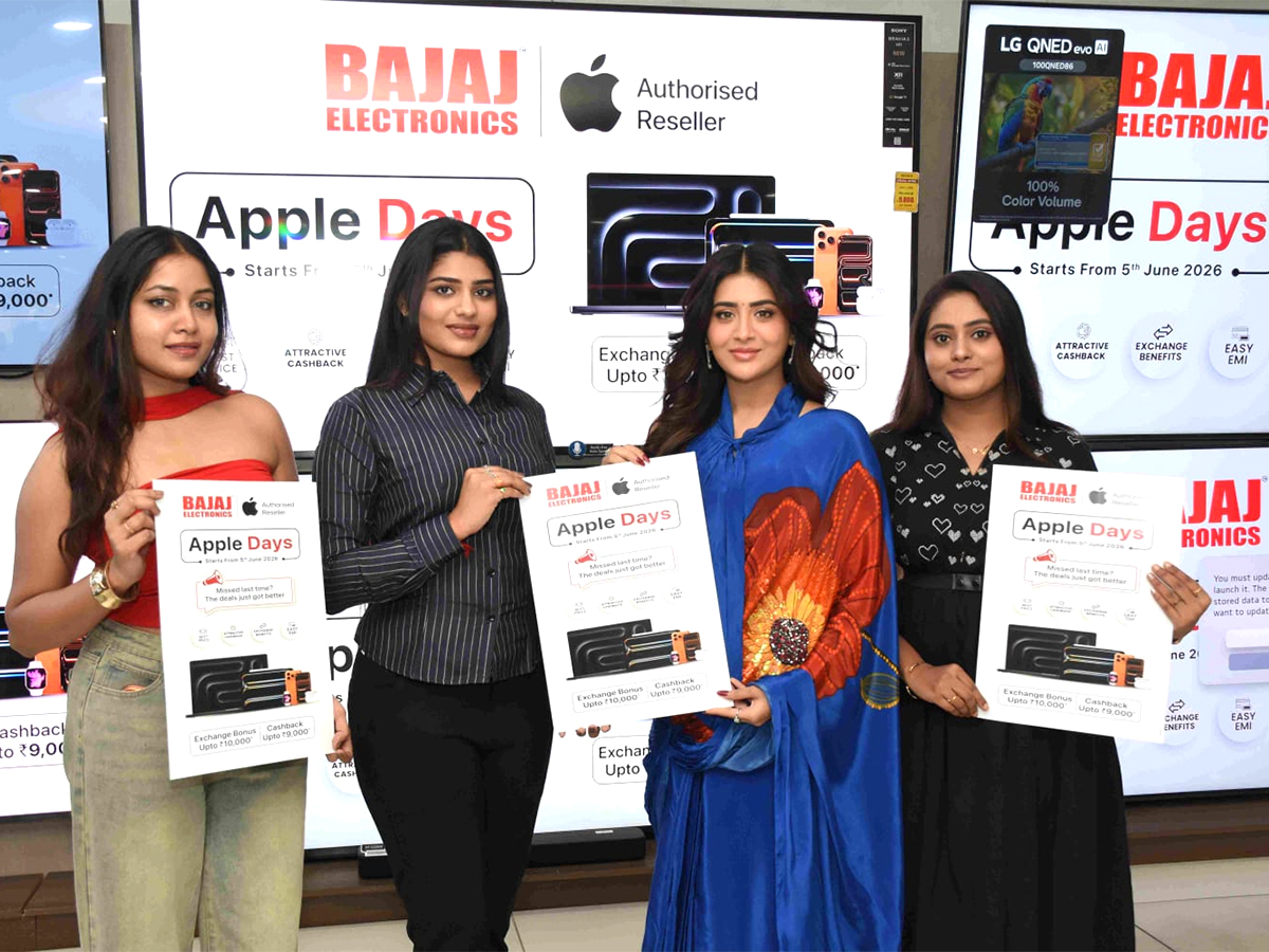 Beautiful Actress Rashi Singh creates a Buzz in Panjagutta6