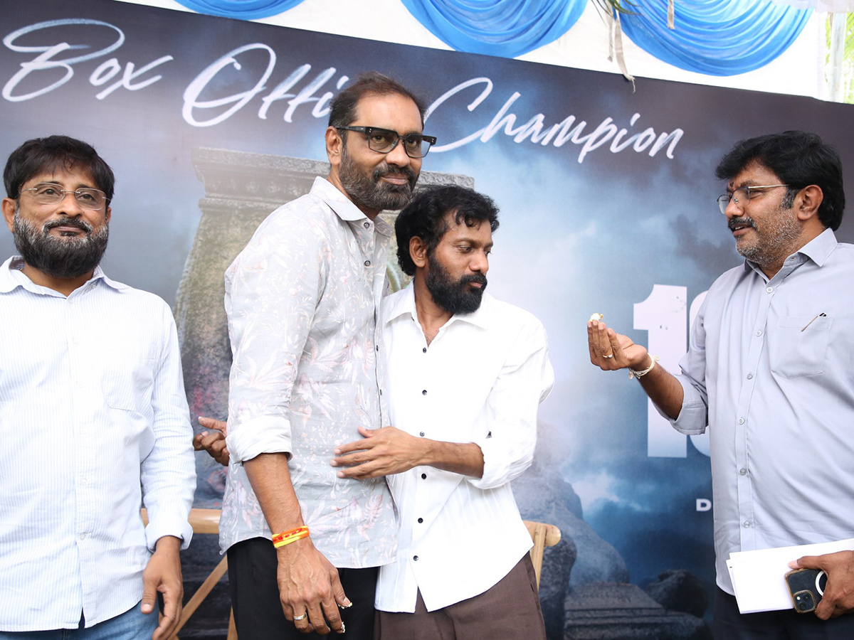 Ram Charan's Peddi Movie Team Success Celebrations ‍HD Photos5