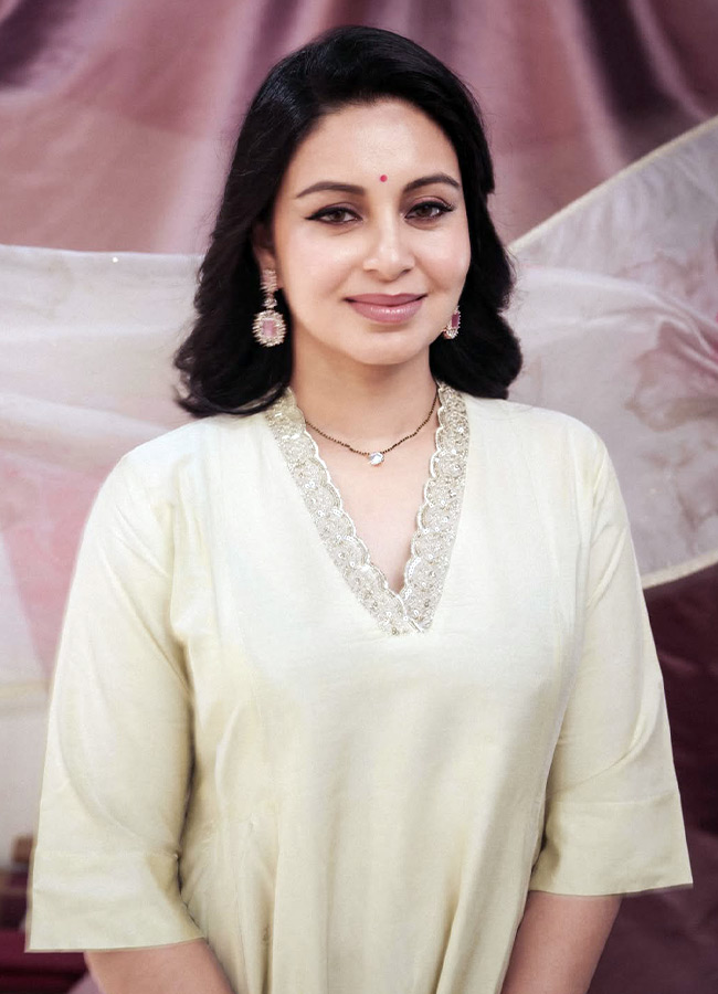  Tollywood actress Abhinaya smiley looks... photos2