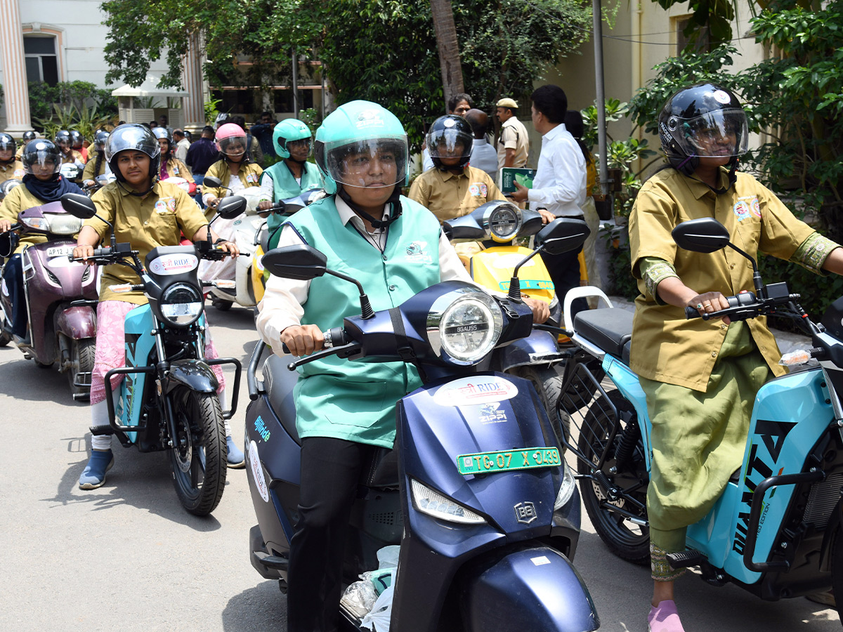 Hyderabad: Women as drivers for women...5
