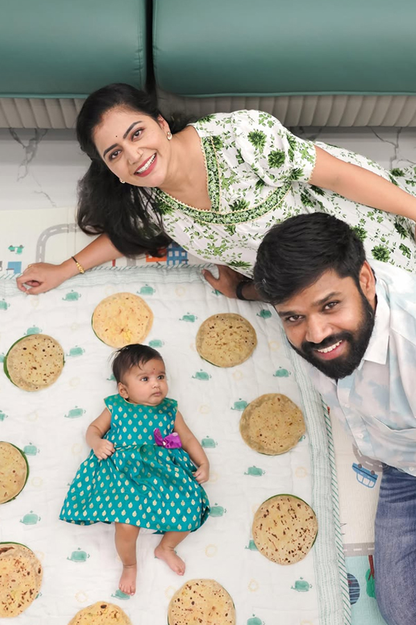 Shiva Jyothi shares Her Daughter Pictures 2