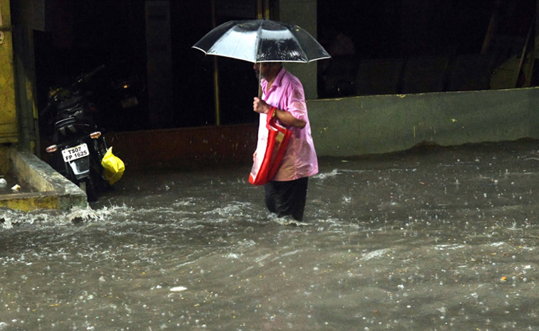 Heavy Rain Hits Hyderabad Photos14