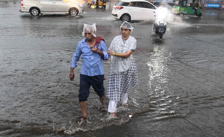 Heavy Rain Hits Hyderabad Photos15