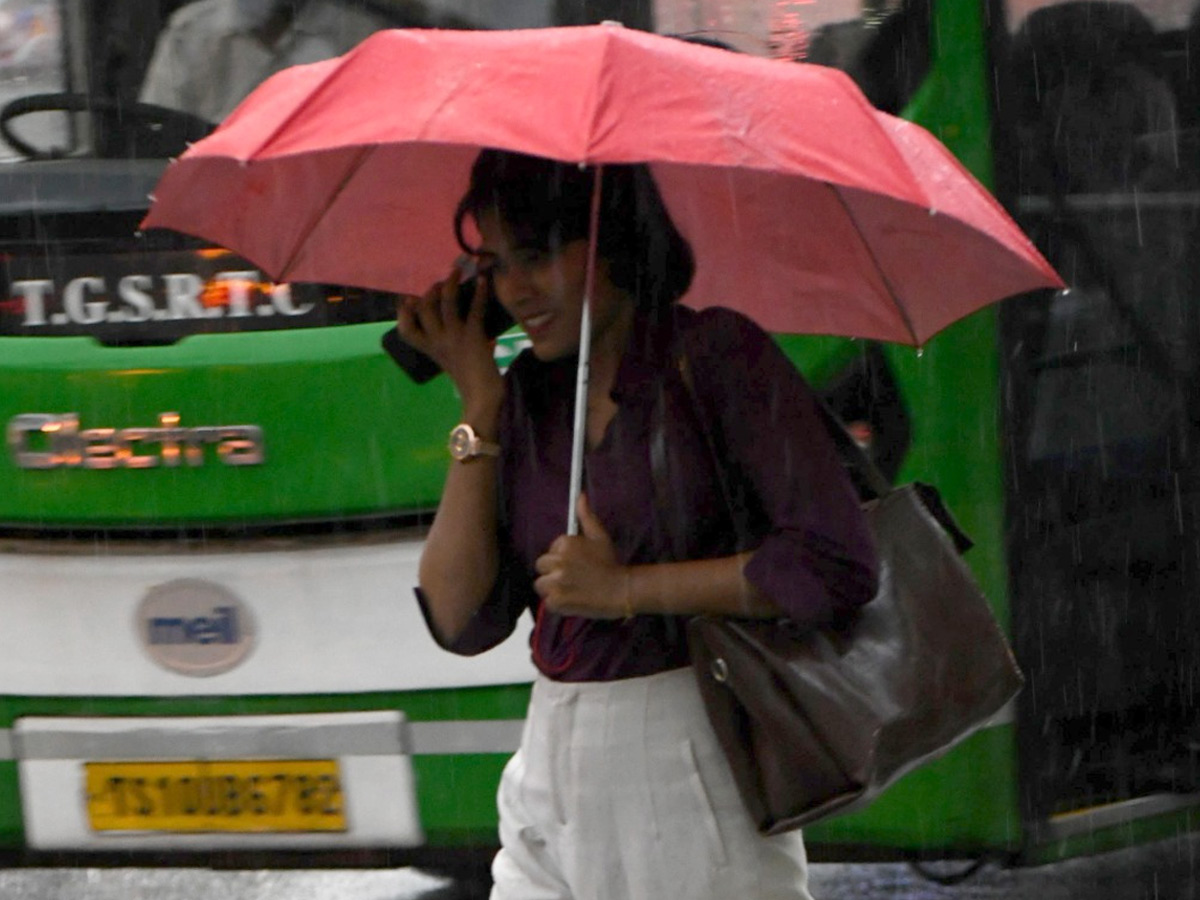 Heavy Rain Hits Hyderabad Photos16
