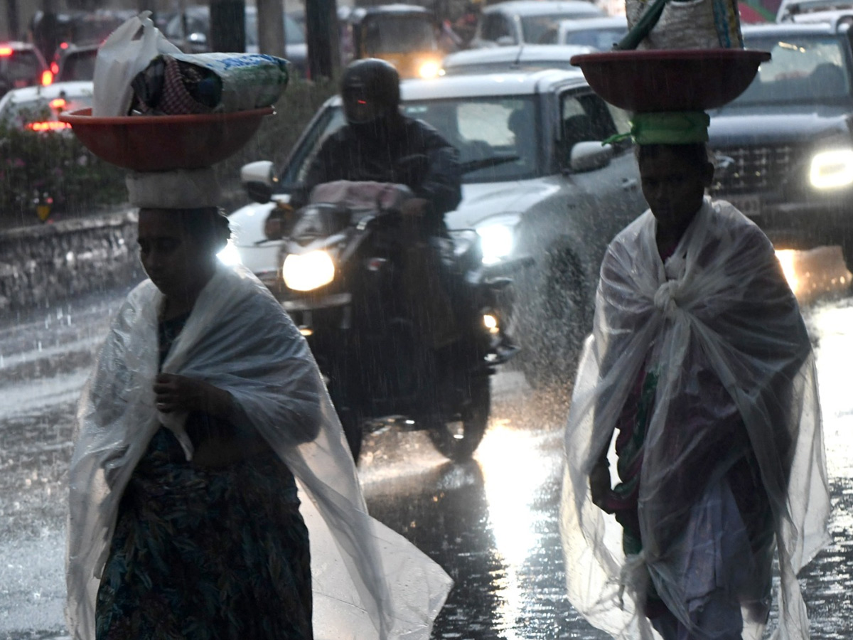 Heavy Rain Hits Hyderabad Photos6