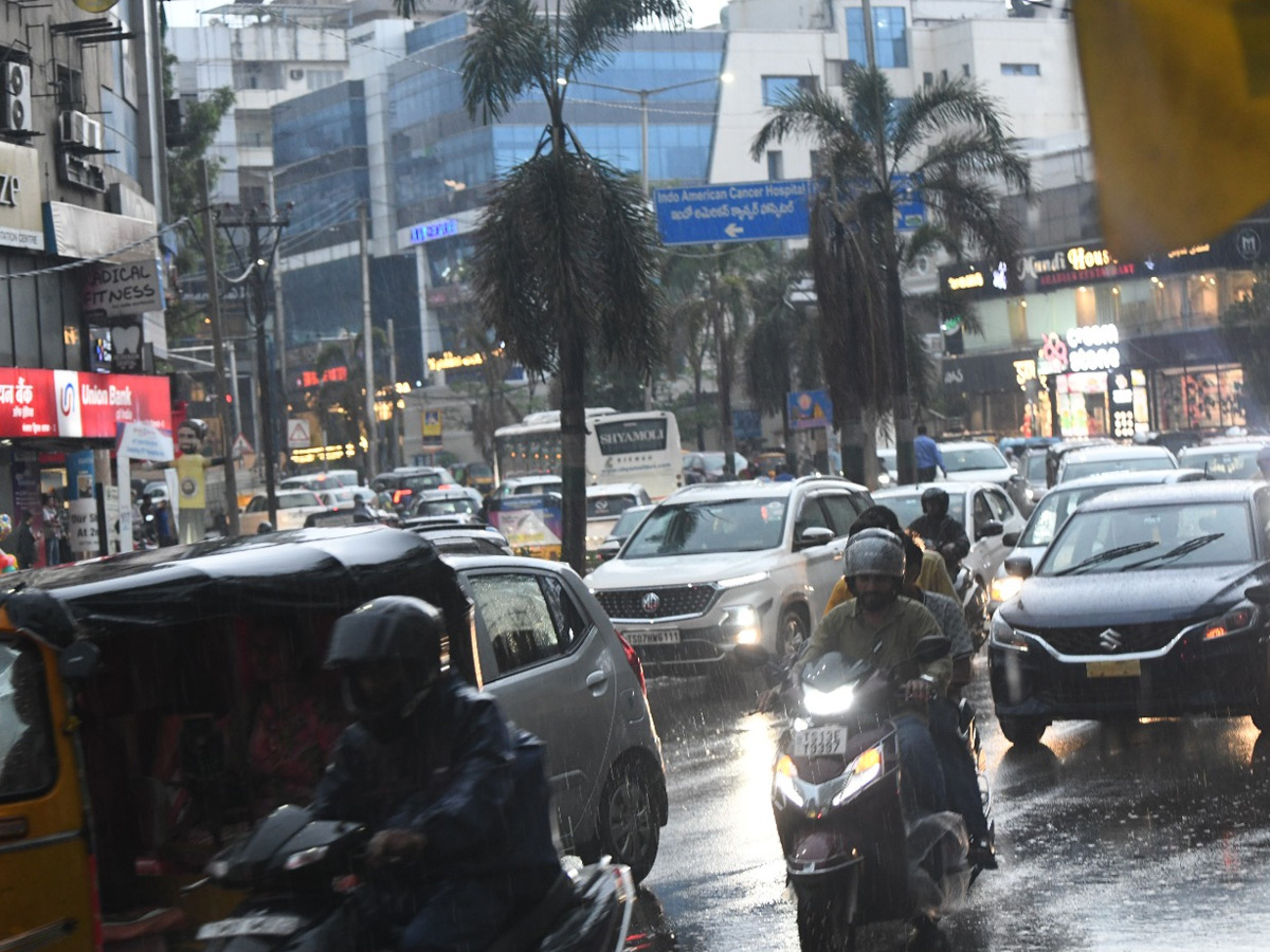 Heavy Rain Hits Hyderabad Photos2