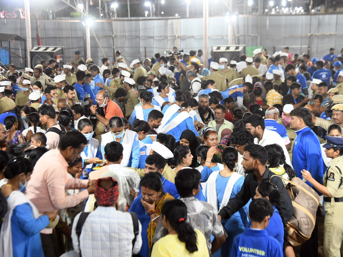 Thousands of people flocked for the fish medicine Photos...3