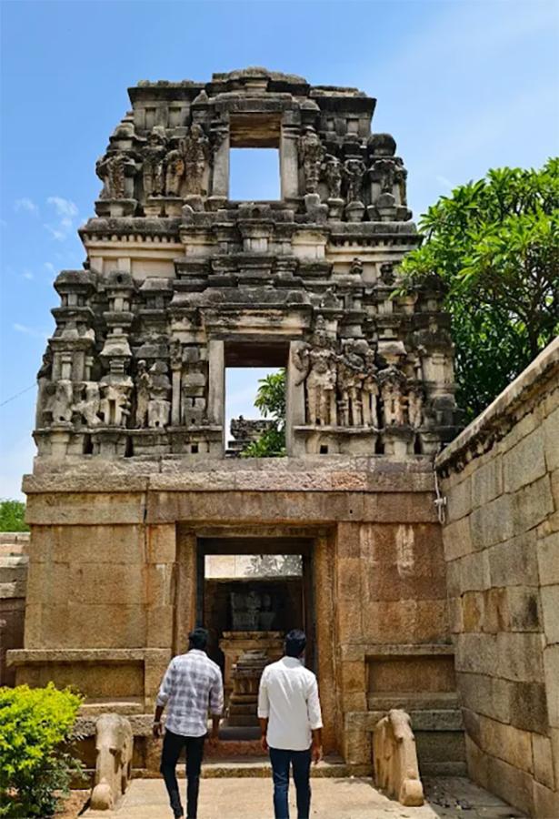 Sri Chennakesava Swamy Temple Somapalem Chittoor HD Photos16
