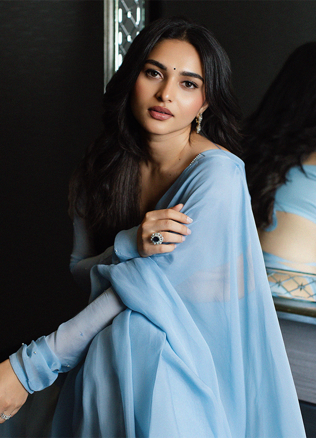 Actress Kayadu Lohar Viral Photos2