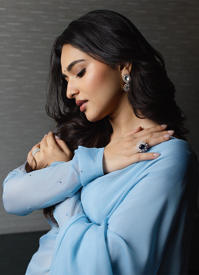 Actress Kayadu Lohar Viral Photos7