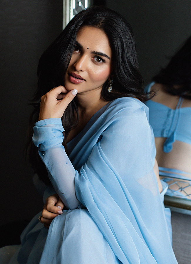 Actress Kayadu Lohar Viral Photos9